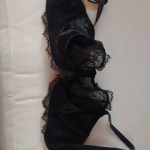 Victorias secret 32 DDD black lace bra